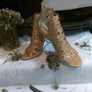 Super Sexy Jessica Simpson lasar cut heeled sandal